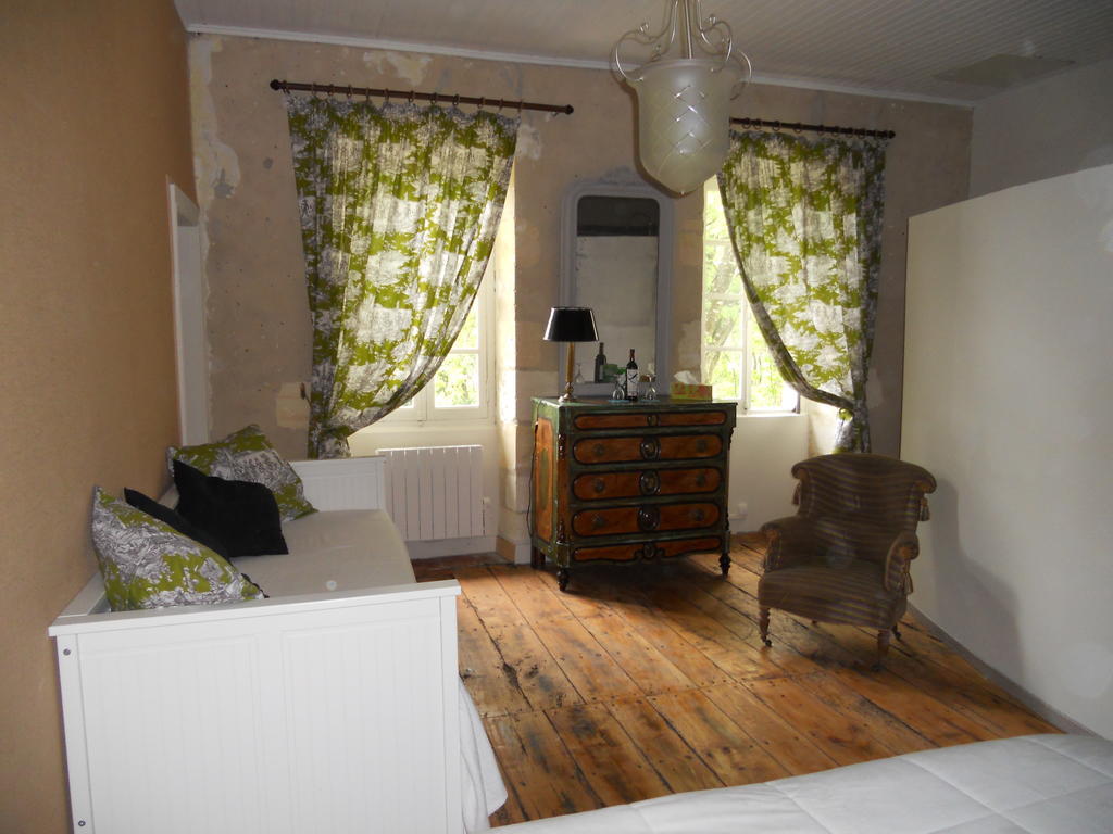 Chambre D'Hotes Le Moulin De Moulis Szoba fotó