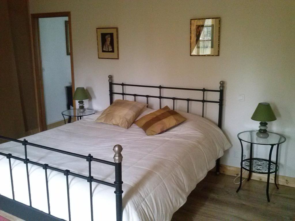 Chambre D'Hotes Le Moulin De Moulis Szoba fotó