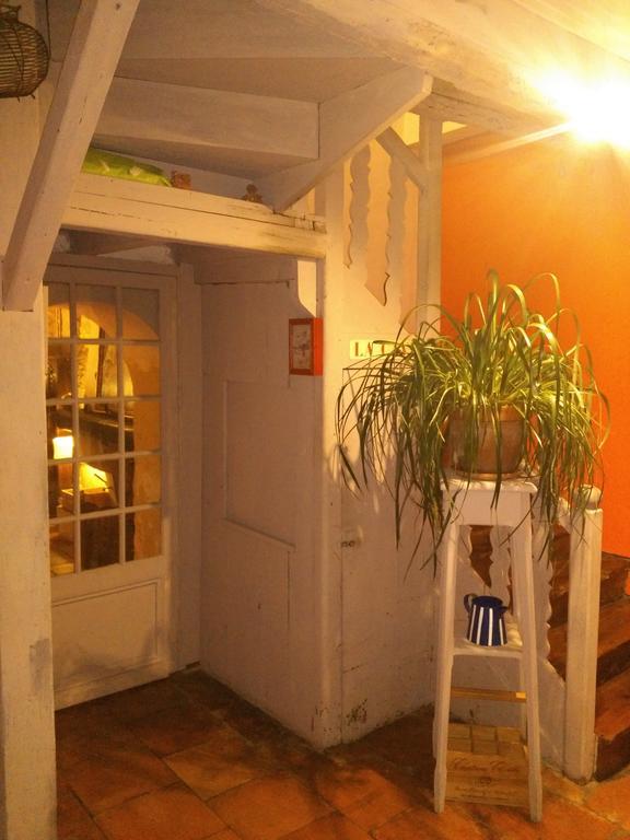 Chambre D'Hotes Le Moulin De Moulis Kültér fotó